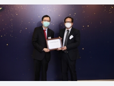 Presenting the Certificate of Appreciation