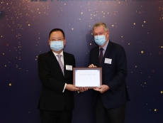 Presenting the Certificate of Appreciation