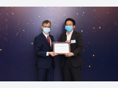 Presenting the Certificate of Appreciation