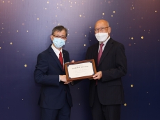 Presenting the Certificate of Appreciation